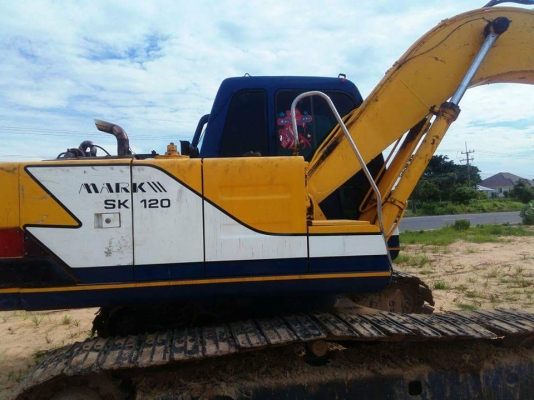 ขายรถแบคโค SK 120-3 มาร์คที รถสวยสภาพดี พร้อมใช้งาน เอกสารพร้อมโอน ราคา650,000 สนใจโทร 090-8588220  093-3258446 www.narong2truck.com www.truck.in.th/498 https://www.facebook.com/narong2truck/ ID: narong498 ID: 09332584461 เพจ Facebook ณรงค์ ซื้อขายรถมือสอ