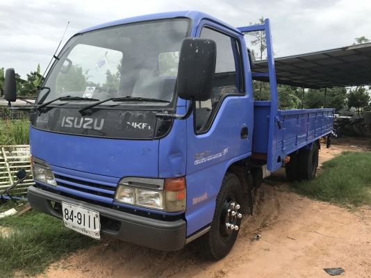 ขายรถบรรทุก 6 ล้อ ISUZU NKR 130 ขายรถบรรทุก 6 ล้อ ISUZU NKR 130