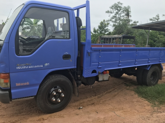 ขายรถบรรทุก 6 ล้อ ISUZU NKR 130