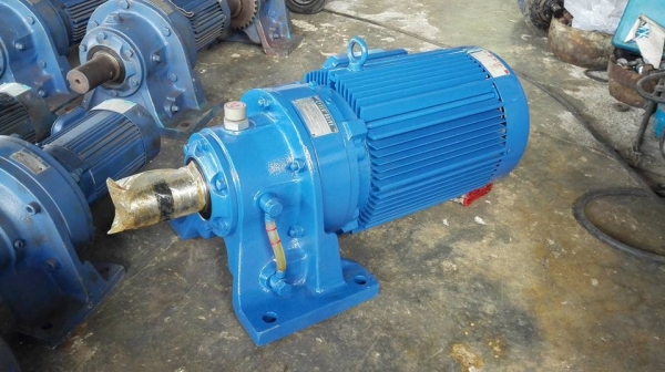 ** SOLD ** มอเตอร์เกียร์ของใหม่สแปในสโตร์ Sumitomo 10 HP ทด 1:21(70rpm) 380V ยังไม่เคยใช้งาน ** SOLD ** มอเตอร์เกียร์ของใหม่สแปในสโตร์ Sumitomo 10 HP ทด 1:21(70rpm) 380V ยังไม่เคยใช้งาน