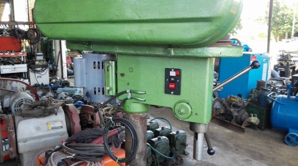 ** SOLD ** สว่านแท่น KING KSD-420 เจาะ 1.1/4" (31mm) ไฟบ้าน 220V พร้อมใช้ ** SOLD ** สว่านแท่น KING KSD-420 เจาะ 1.1/4" (31mm) ไฟบ้าน 220V พร้อมใช้