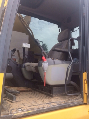 ขายด่วน รถแบคโฮ  KOMATSU-8  สภาพดีมาก 78000 ชั่วโมง  พร้อมใช้งาน  ติดต่อด่วน