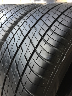 ยาง Bridgstone 215-65-15 ปี16 2เส้น ปี15 2เส้น ครบชุด 4 เส้น 5500  สวยๆไม่บวมไม่กินข้างดอกยางเหลือเยอะเอาไปวิ่งกันใด้อีกยาวค่ะ