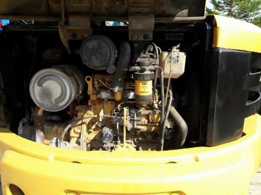 ขายCATERPILLAR  304 CCR   เก่าญี่ปุ่นแท้  สภาพสวย  เครื่องปั๊มดี  ชม.น้อย..โทร  089-3818694  ดวงนภา