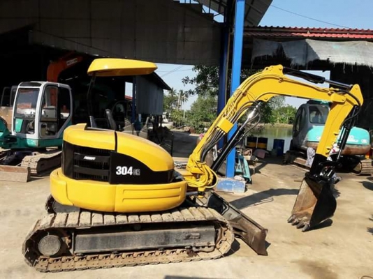 ขายCATERPILLAR  304 CCR   เก่าญี่ปุ่นแท้  สภาพสวย  เครื่องปั๊มดี  ชม.น้อย..โทร  089-3818694  ดวงนภา