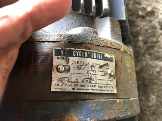 ขายมอเตอร์เกียร์ Cycro drive Sumitomo 1HP. 380V อัตราทด 1:29 มีระบบเบรคในตัว สภาพสวยเดิมๆ วิ่งนิ่ม พร้อมใช้งาน มีหลายตัวครับ