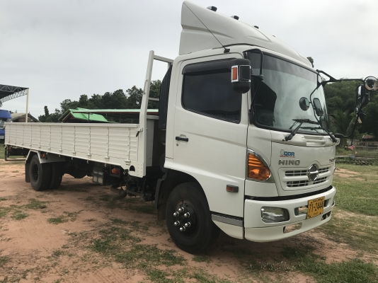 ขายรถบรรทุก 6 ล้อ HINO FC9J 175 ขายรถบรรทุก 6 ล้อ HINO FC9J 175