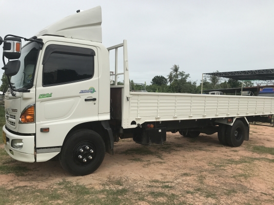 ขายรถบรรทุก 6 ล้อ HINO FC9J 175 ขายรถบรรทุก 6 ล้อ HINO FC9J 175