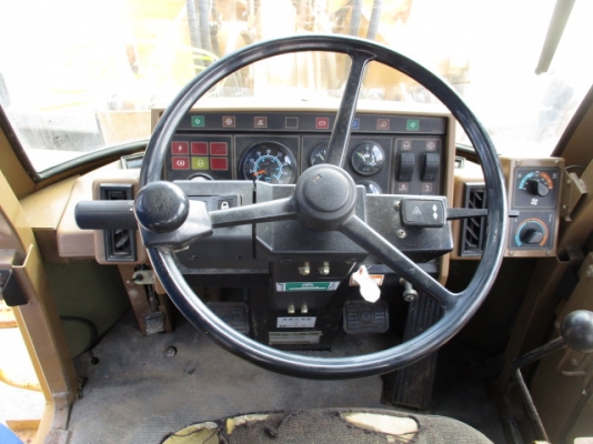 รถเกรด CAT 140H # 2ZK03187 มือสองอเมริกา