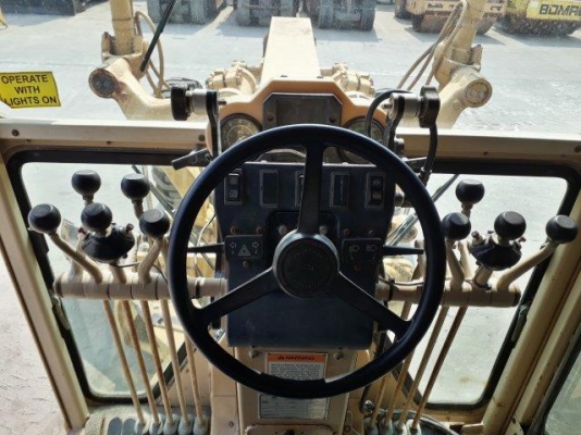 รถเกรด CAT 140H # 2ZK03187 มือสองอเมริกา