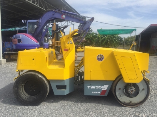 ขายรถบด3ตัน SAKAIรุ่นTW350 นำเข้าญี่ปุ่นไม่เคยใช้งานในไทย หน้าเหล็กหลังยาง ขับ2เพลาเอวอ่อน เครื่องอี ขายรถบด3ตัน SAKAIรุ่นTW350 นำเข้าญี่ปุ่นไม่เคยใช้งานในไทย หน้าเหล็กหลังยาง ขับ2เพลาเอวอ่อน เครื่องอี