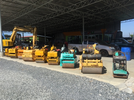 ขายรถบดเดินตาม Bomag มือสองญี่ปุ่น บดอัดสั่นสเทือนได้ เครื่องดีเซล สภาพดีพร้อมใช้งานมีให้เลือกหลายคันหลายขนาดLine:Jiraroj2909