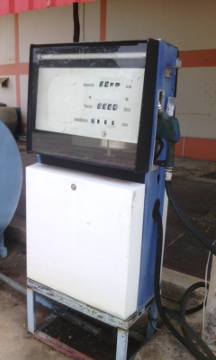 ขายยกชุด ถังน้ำมัน 2 ใบพร้อมหัวจ่าย