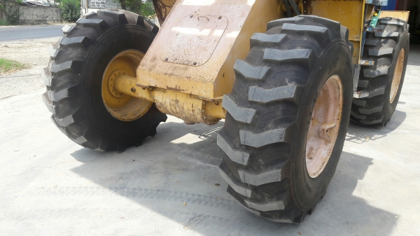 รถตัก Komatsu WA100 เก่าญี่ปุ่นแท้ รถสวยพร้อมใช้งาน