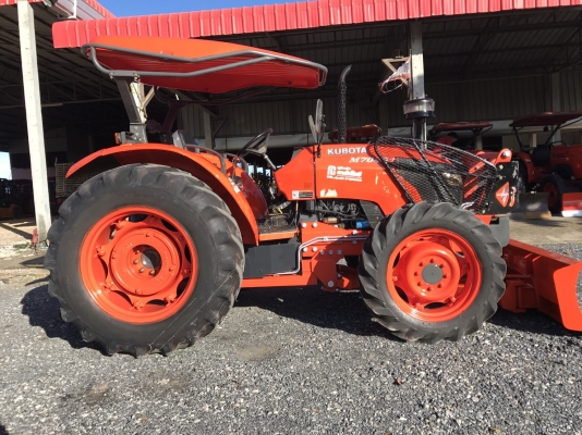 ขายรถไถคูโบต้า M7040 สภาพพร้อมใช้งาน ทำงาน 1,900 ชม. ราคา 498,000 บาท สนใจโทร 081-9136451 #พร้อมส่งฟรีถึงบ้าน ขอดูรุปเพิ่มเติม line:bow6451 ค่ะ