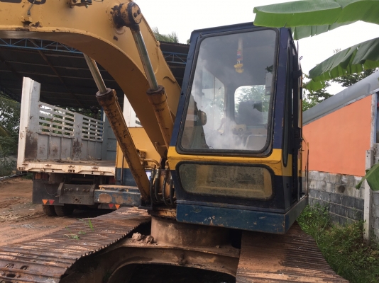 KOMATSU PC 100-3 สภาพเก่านอก ขายเพราะไม่มีคนขับเอกสารอินวอยซ์
