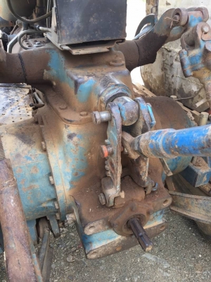 Ford77T-3. อุปกรณ์ดันผ้า ผาน3. มีเล่มทะเบียน. แต่ไม่มีชุดโอน