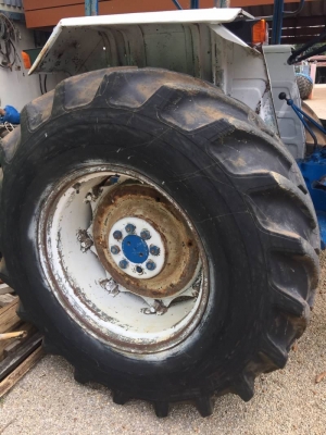 Ford68T-1 เอกสารเล่มทะเบียน. อุปกรณ์ ผานยกร่อง