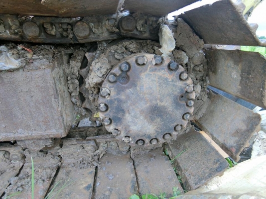 ขายครับ KOMATSU PC200-6 เอวดี โซ่หนา ไฟฟ้าครบ เอกสารซื้อ-ขาย พร้อมใช้งานครับ