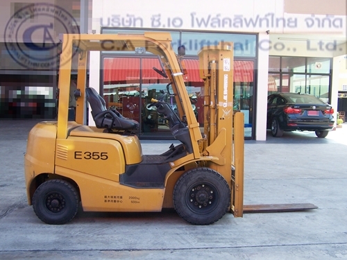 ขาย รถโฟล์คลิฟท์ TCM รุ่น FD20T3