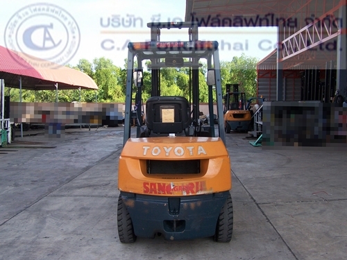 ขาย รถโฟล์คลิฟท์ TOYOTA รุ่น 7FG25 (1)