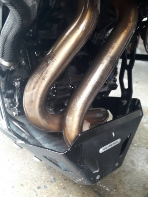 ขาย Kawasaki Versys 650 cc รถปลายปี2010 ยางหน้า-หลังใหม่ มิชลินรุ่นโรส4 ของแต่งตามรูป ราคา 145,000