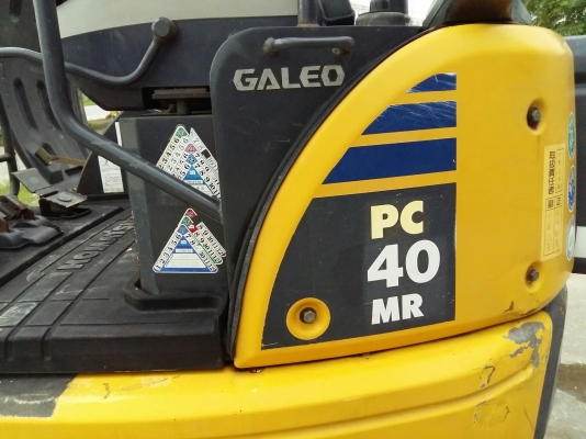 รถขุด Komatsu PC40MR-2 เก่าญี่ปุ่น