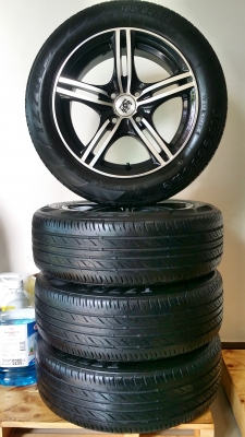 แม็กขอบ15 4รู100 พร้อมยางไฟร์สโตน 185/60R15 ปี14 แม็กขอบ15 4รู100 พร้อมยางไฟร์สโตน 185/60R15 ปี14