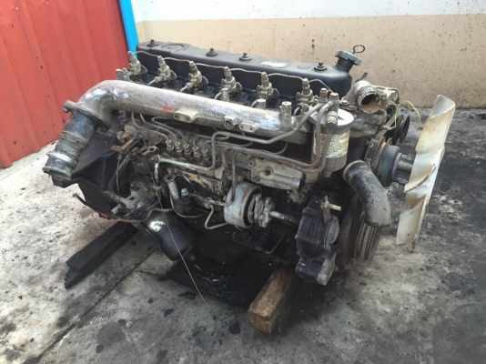ขายเครื่อง Isuzu 6BD1 ฝาดำ 165 แรงม้า