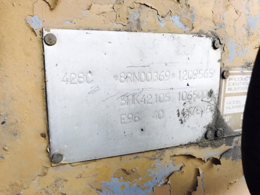 ขาย 385,000 รถตักหน้าขุดหลัง  CATTERPILAR 428C เครื่องดี เกียร์ดี  ปั้มแรง ยางสวย แอร์มี สภาพร้อมใช้  รถอยู่ จ.ปทุมธานี โทร&amp;ไอดีไลน์ 0610710295