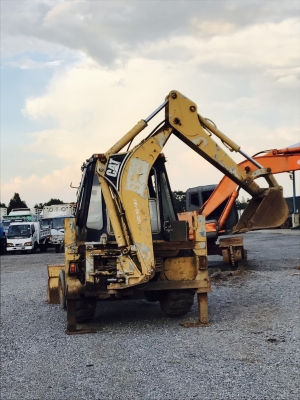 ขาย 385,000 รถตักหน้าขุดหลัง  CATTERPILAR 428C เครื่องดี เกียร์ดี  ปั้มแรง ยางสวย แอร์มี สภาพร้อมใช้  รถอยู่ จ.ปทุมธานี โทร&amp;ไอดีไลน์ 0610710295