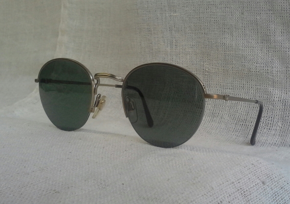 แว่นตาอิตาเลียนวินเทจยุค &#039;80s  โมเดลอาร์ติสท์ &#039;หยดน้ำ จอห์น เลนนอน&#039;  Authentic EMPORIO ARMANI handmade in Italy