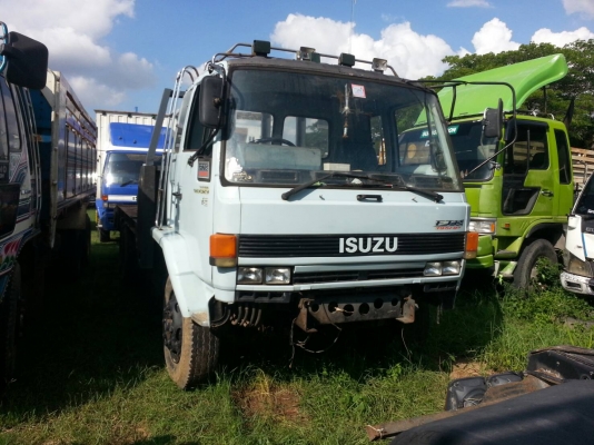 ขาย 415,000 บาท ISUZU ROCKY 175 แรง 1 เพลา คัสชีสวย FVM12MY (หางขึ้น 200 ได้) เครื่อง 6BG1-175 แรง หัวบาาง ยางดี เบรคทิฟฟี่ พวงมาลัยเพาเวอร์ เอกสารเล่มทะเบียน  รถอยู่ จ.ยโสธร โทร&amp;ไอดีไลน์ 0610710295