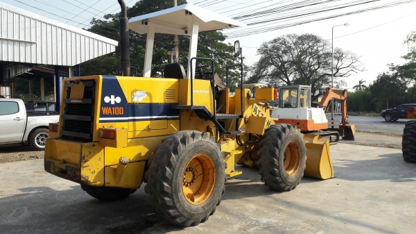 รถตัก Komatsu WA100 เก่าญี่ปุ่นแท้ รถตัก Komatsu WA100 เก่าญี่ปุ่นแท้
