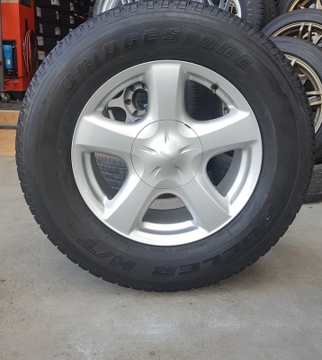 ขายล้อISUZU V Cross17 ยาง255/65/17 ปี 13  4 ล้อ