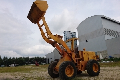 ขายรถตักล้อยาง KOMATSU 510 (แขนยาวแล้ว ตักขึ้นสิบล้อได้เลย มีใบอินวอย)