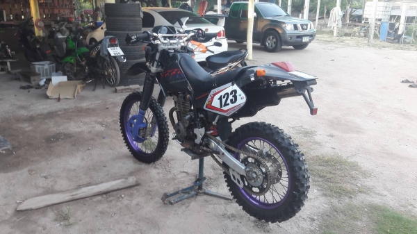 1997TTR250 black