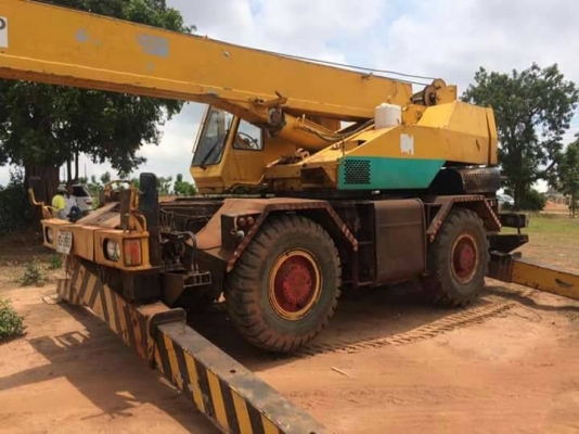 ขายรถเครน 20 ตันสี่ล้อ