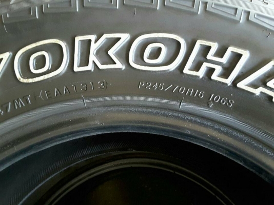 Yokohama AT 245-70-16 ปี13 สภาพสวยๆ 1ชุด