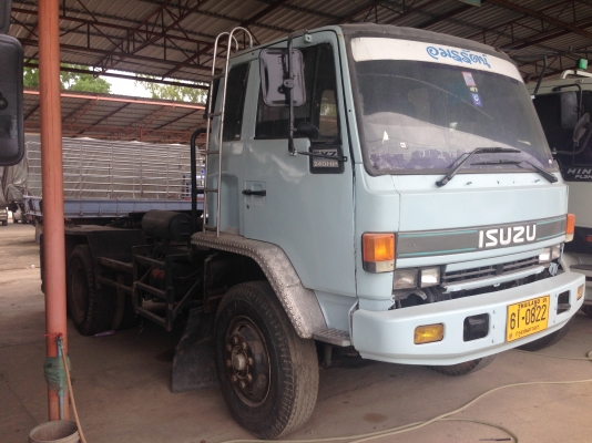 ขายด่วน 10 ล้อ หัวลาก ISUZU 240 แรง สภาพพร้อมใช้