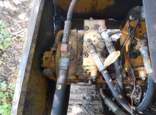 ขาย!! >>> Komatsu Pc120 รุ่น 3 พร้อมใช้ <<< เบอร์ติดต่อ 098-7155789 ขาย!! >>> Komatsu Pc120 รุ่น 3 พร้อมใช้ <<< เบอร์ติดต่อ 098-7155789