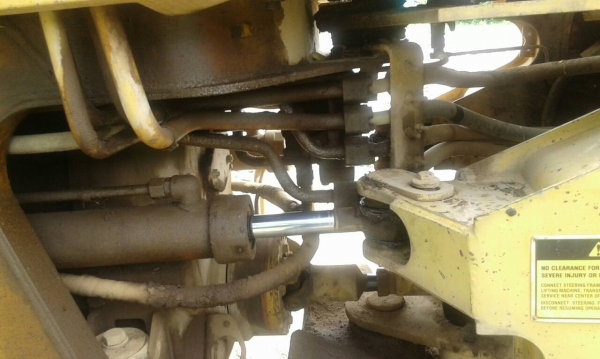 ขาย รถตัก CAT 936F สภาพดีพร้อมใช้งาน เครื่องแน่น เกียร์ดี เอกสารใบอินวอยซ์