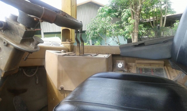 ขาย รถตัก CAT 936F สภาพดีพร้อมใช้งาน เครื่องแน่น เกียร์ดี เอกสารใบอินวอยซ์