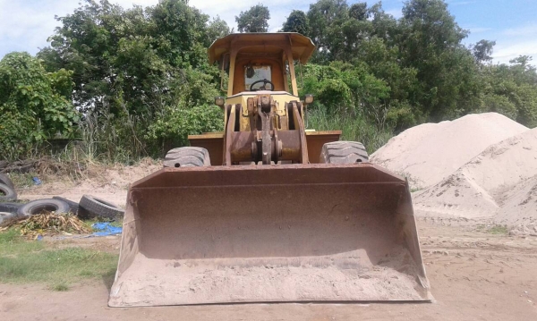 ขาย รถตัก CAT 936F สภาพดีพร้อมใช้งาน เครื่องแน่น เกียร์ดี เอกสารใบอินวอยซ์