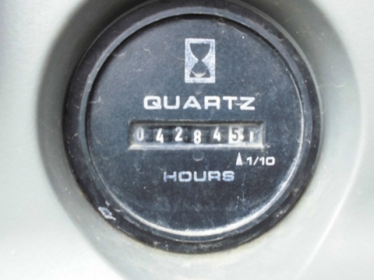 ขายรถขุดนำเข้าจากประเทศญี่ปุ่น kobelco sk135 yy04 มีใบมีด สนใจติดต่อสอบถาม 092-3309229 อีด