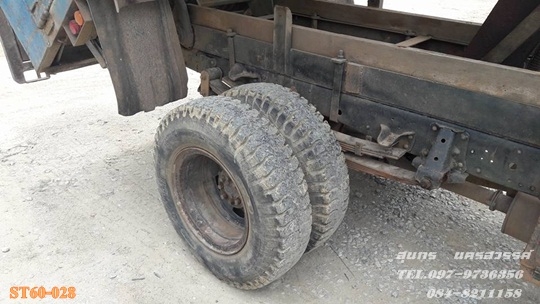 ขายด่วน รถบรรทุก 6 ล้อ ISUZU NPR 115 แรง ดั้ม (รถห้างแท้) เสี่ยสั่งลุย สภาพเดิมๆ สวยพร้อมใช้งาน ราคาสุดคุ้ม