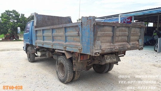 ขายด่วน รถบรรทุก 6 ล้อ ISUZU NPR 115 แรง ดั้ม (รถห้างแท้) เสี่ยสั่งลุย สภาพเดิมๆ สวยพร้อมใช้งาน ราคาสุดคุ้ม