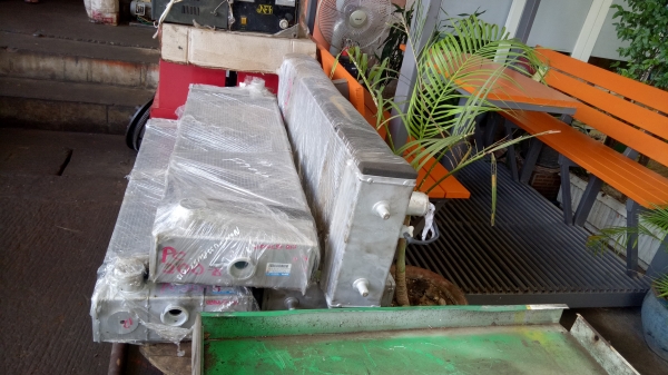 ขาย หม้อน้ำPC200-8