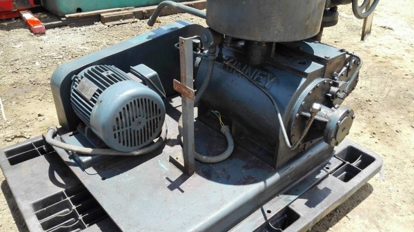** SOLD ** แวคคัมปั้มอัดอากาศอเมริกา KINNEY Made in USA ขนาด 4.5 HP 380V ถอดจากไลน์ผลิตพร้อมใช้ ** SOLD ** แวคคัมปั้มอัดอากาศอเมริกา KINNEY Made in USA ขนาด 4.5 HP 380V ถอดจากไลน์ผลิตพร้อมใช้