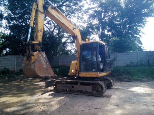 ขออนุญิตขาย รถ PC60-7 เอกสารอินวอยไฟฟ้าตัดช่วงล่างเต็มพร้อมใช้งาน ราคา 580000สนใจติดต่อ 0853224877-0988930465